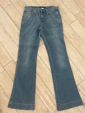 Marc Jacobs Women's Mid-Blue Flared Jeans